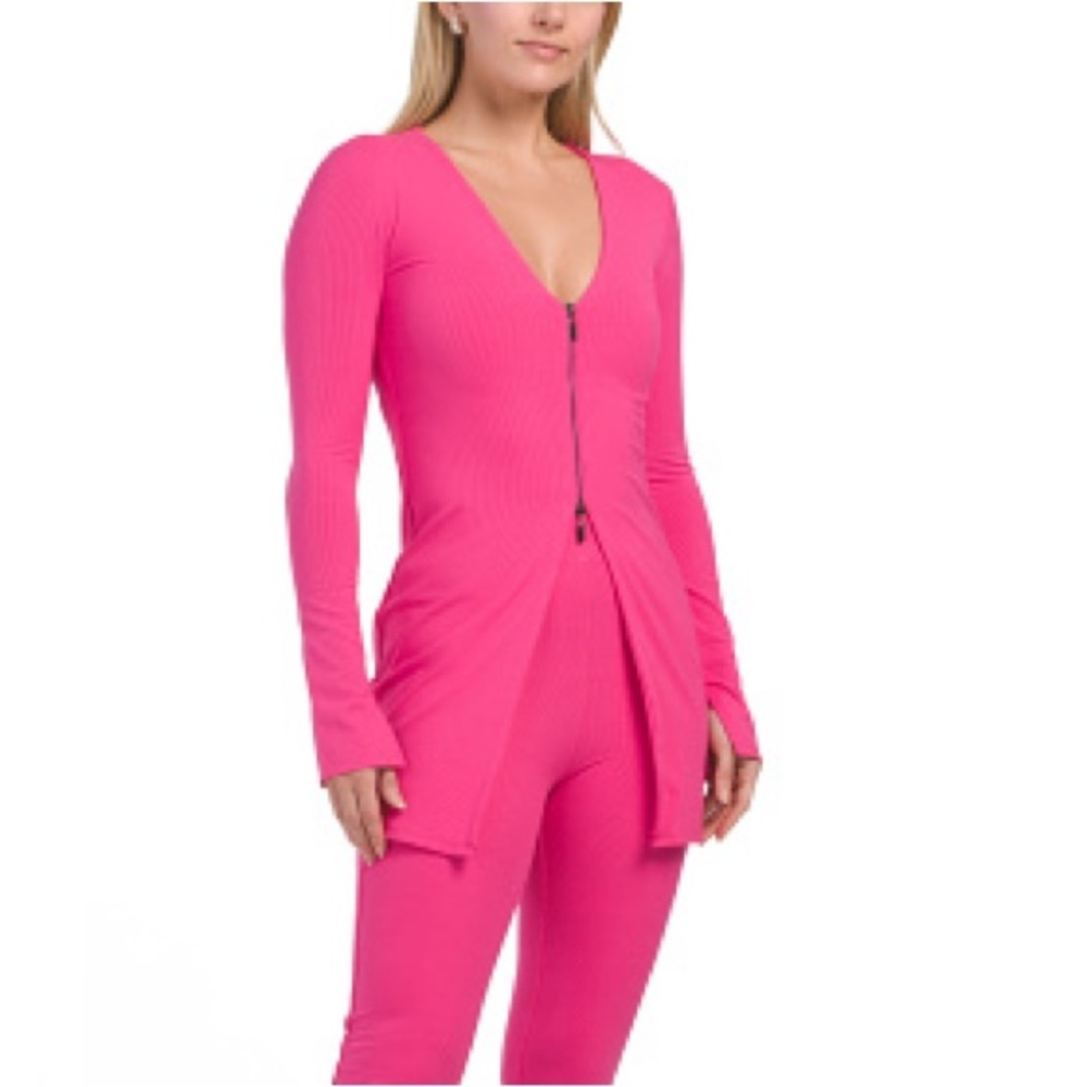 NWOT Naked Wardrobe top